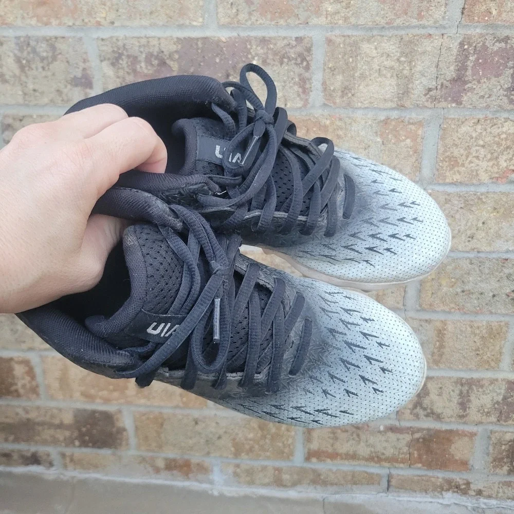 Under Armour Cleats Kids 6Y Black Blur Select MC JR Football Mid Top 3027320-001